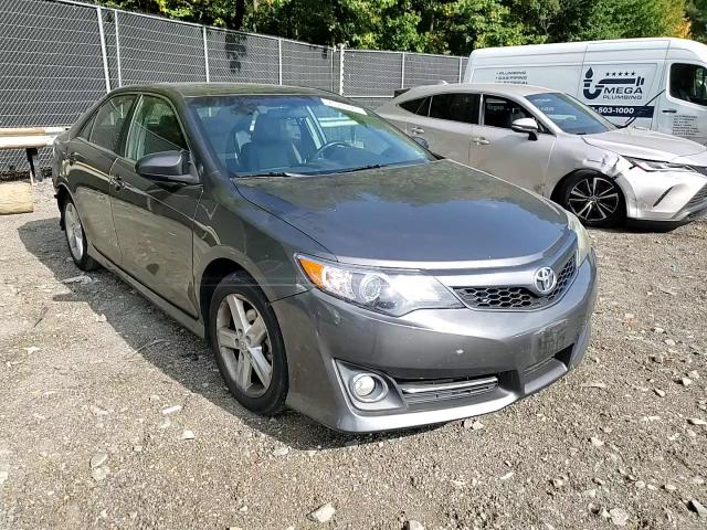 2014 Toyota Camry L VIN: 4T1BF1FK3EU306076 Lot: 71315585