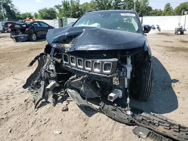 2018 Jeep Compass Latitude VIN: 3C4NJDBB8JT320762 Lot: 71402445