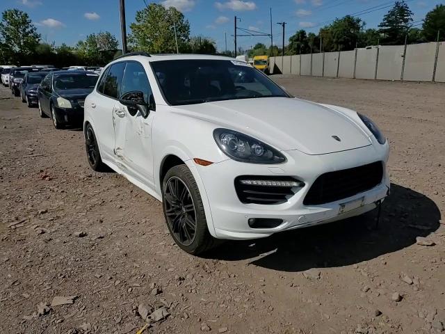 2013 Porsche Cayenne Gts VIN: WP1AD2A24DLA73069 Lot: 81349125