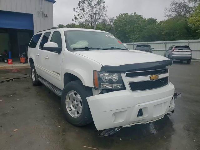 2014 Chevrolet Suburban K1500 Ls VIN: 1GNSKHE74ER217925 Lot: 80877755