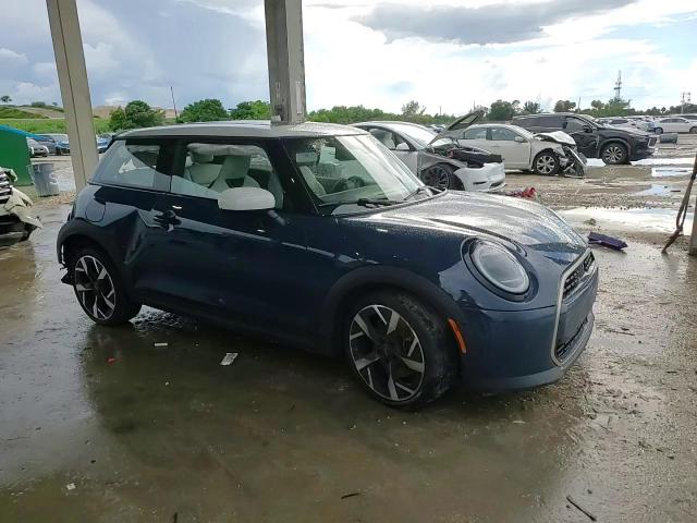 2025 Mini Cooper Base VIN: WMW13GD02S2W58311 Lot: 84197335