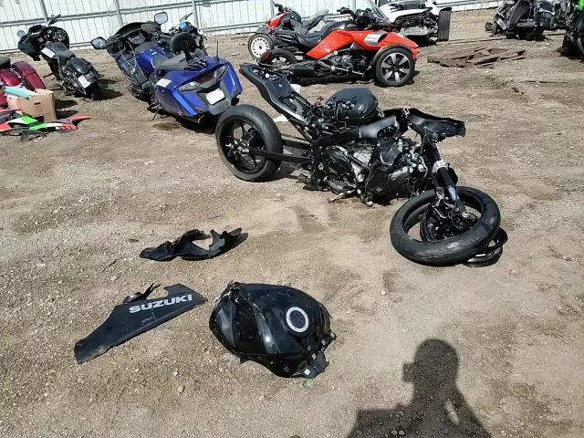 2023 Suzuki Gsx-R1000 VIN: JS1DM11B9P7100072 Lot: 81288935