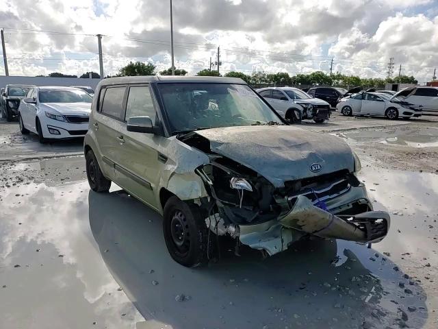 2012 Kia Soul + VIN: KNDJT2A68C7450078 Lot: 82044845