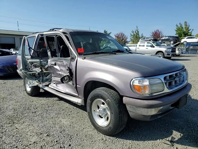 1996 Ford Explorer VIN: 1FMDU34X0TZA03801 Lot: 81256875