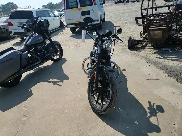 2021 Harley-Davidson Xl883 N VIN: 1HD4LE213MB404155 Lot: 80130835