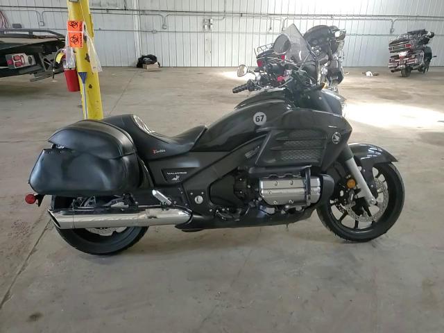 2014 Honda Gl1800 C VIN: JH2SC6803EK000679 Lot: 70921225