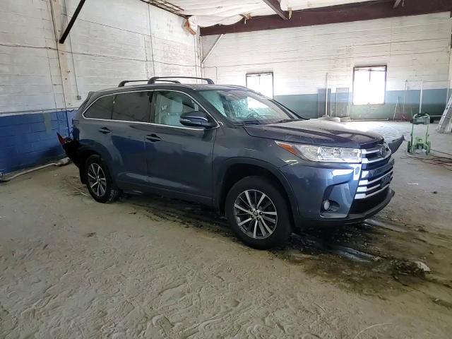 2018 Toyota Highlander Se VIN: 5TDJZRFH2JS829095 Lot: 81209415