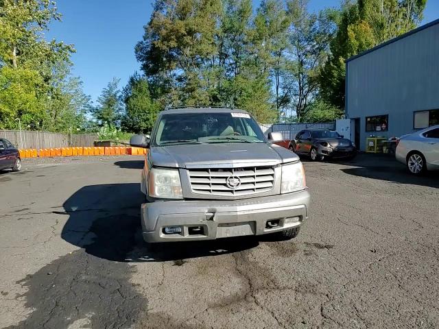 2002 Cadillac Escalade Luxury VIN: 1GYEK63N32R287000 Lot: 81931135