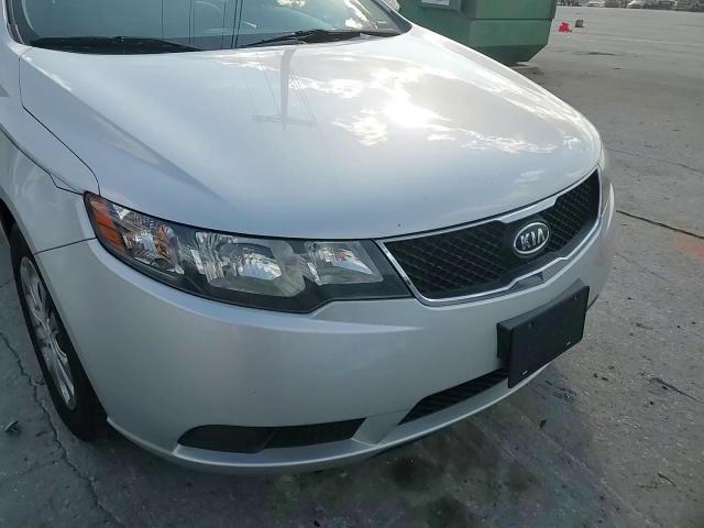 2010 Kia Forte Ex VIN: KNAFU4A27A5259866 Lot: 81050055