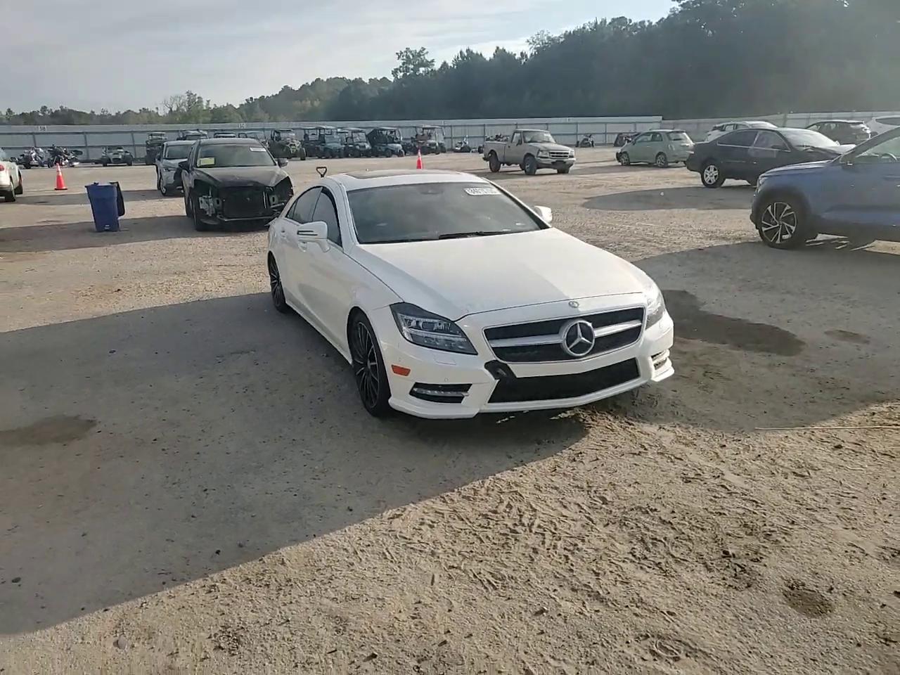 Фото: WDDLJ9BBXEA111532