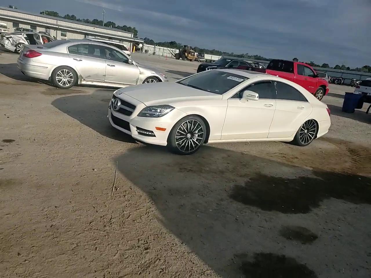 Фото: WDDLJ9BBXEA111532