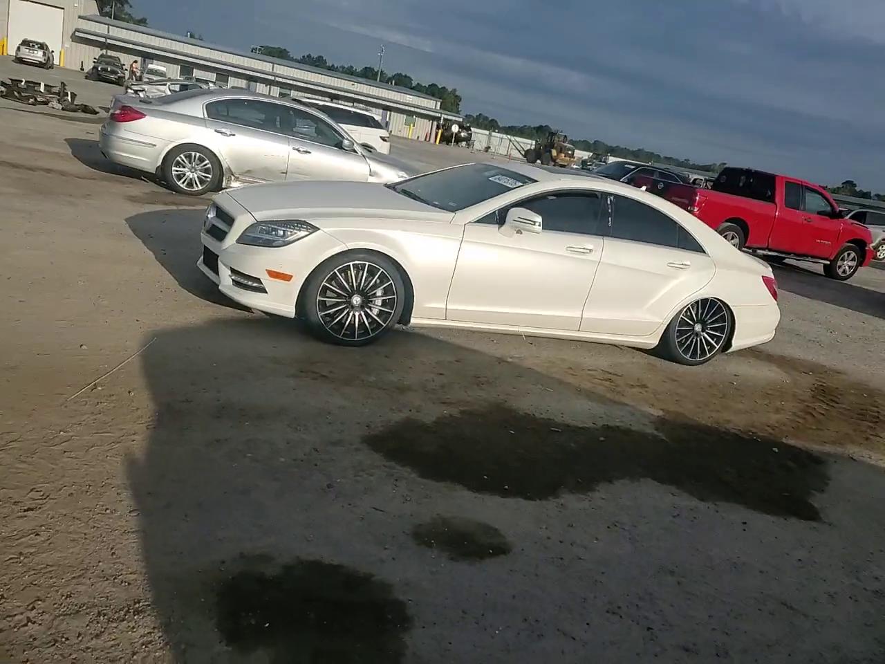 Фото: WDDLJ9BBXEA111532