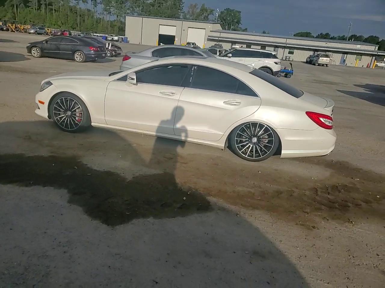 Фото: WDDLJ9BBXEA111532