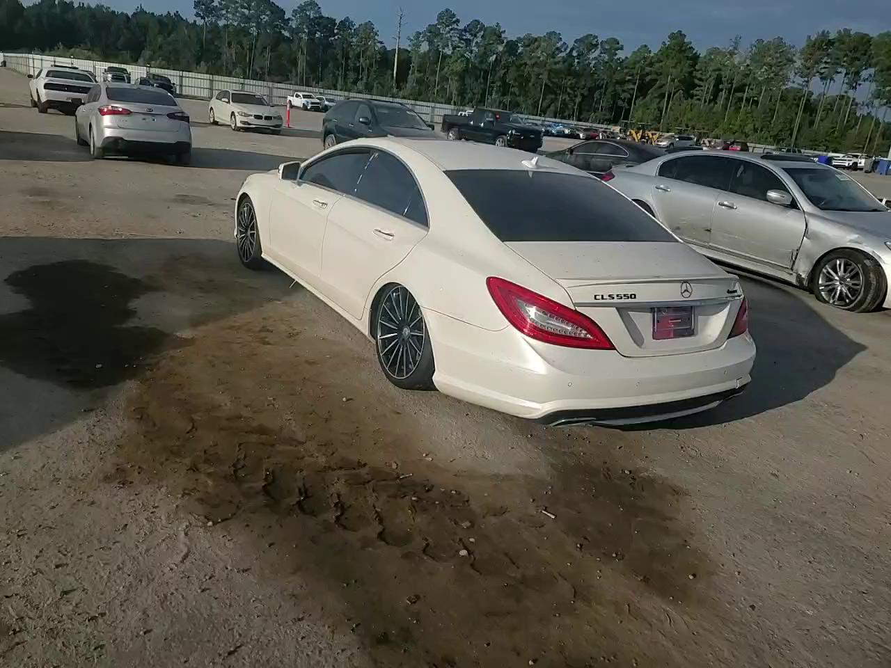 Фото: WDDLJ9BBXEA111532