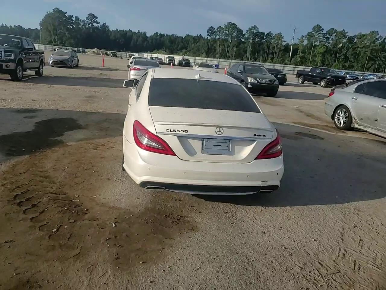 Фото: WDDLJ9BBXEA111532