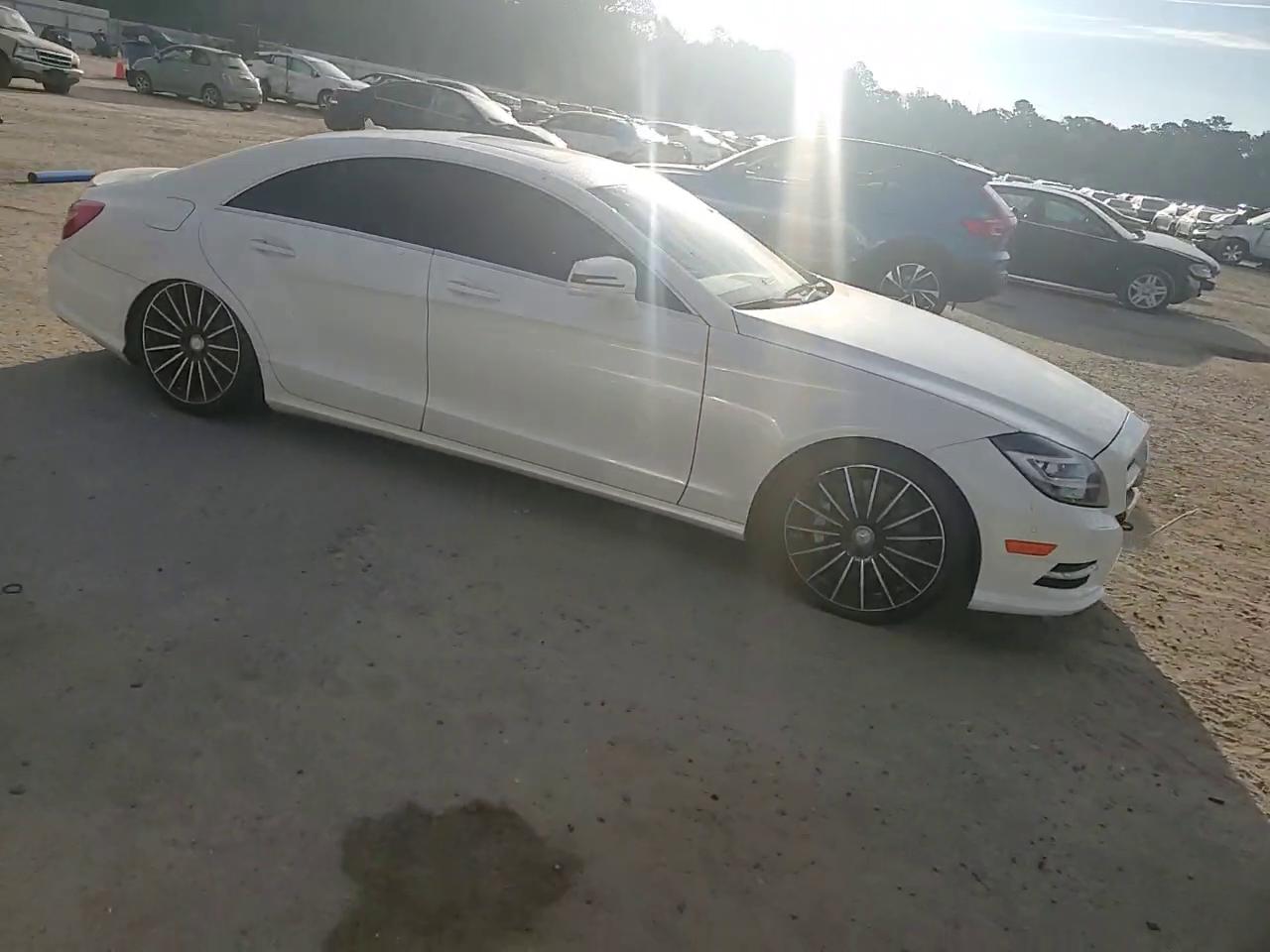 Фото: WDDLJ9BBXEA111532