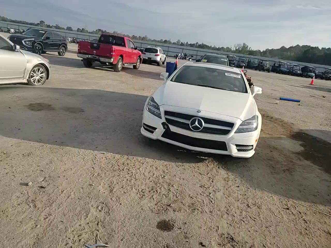 Фото: WDDLJ9BBXEA111532