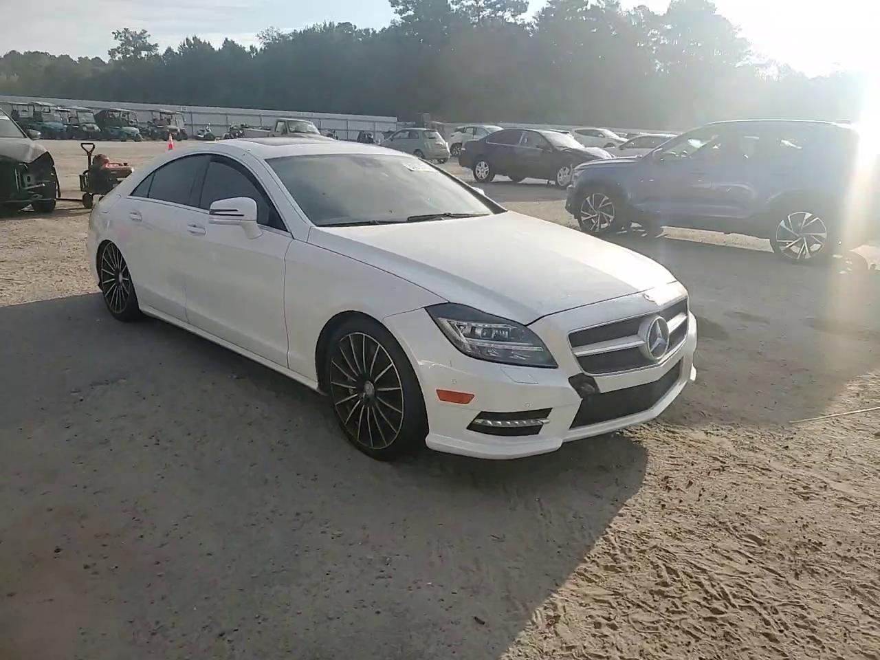 Фото: WDDLJ9BBXEA111532