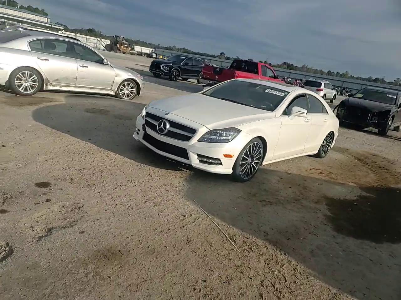 Фото: WDDLJ9BBXEA111532