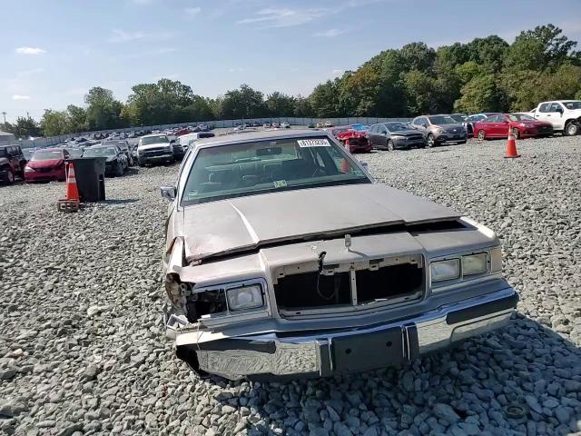 1990 Mercury Unk VIN: 2MECM75FXLX651812 Lot: 81373235