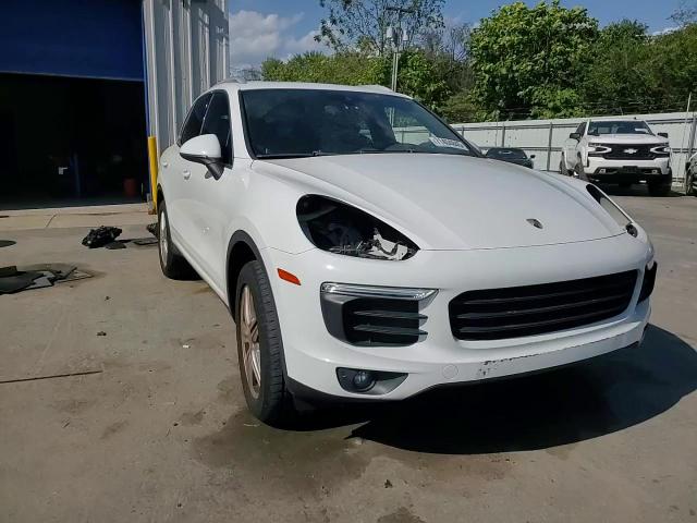 2016 Porsche Cayenne VIN: WP1AA2A22GLA11652 Lot: 71404845
