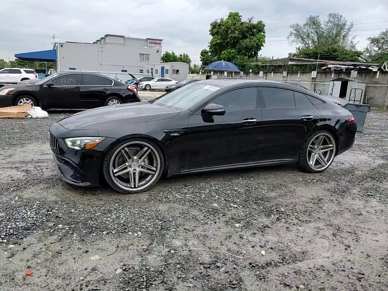 Фото: WDD7X6BB7KA008322