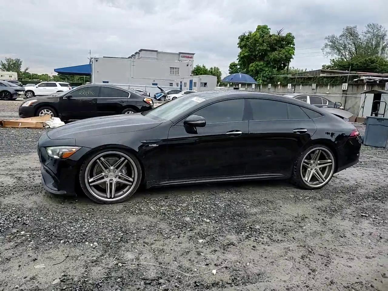 Фото: WDD7X6BB7KA008322