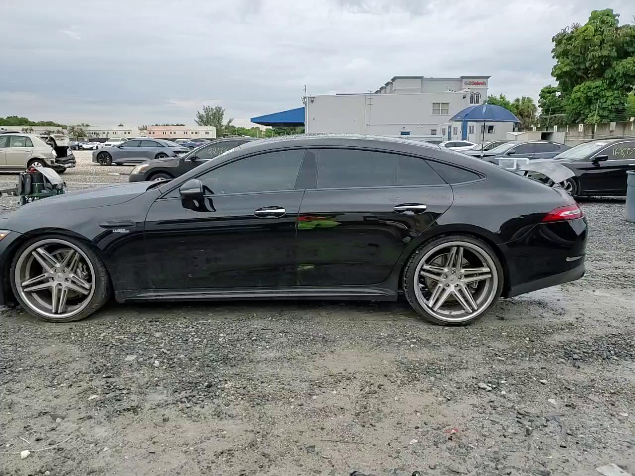 Фото: WDD7X6BB7KA008322