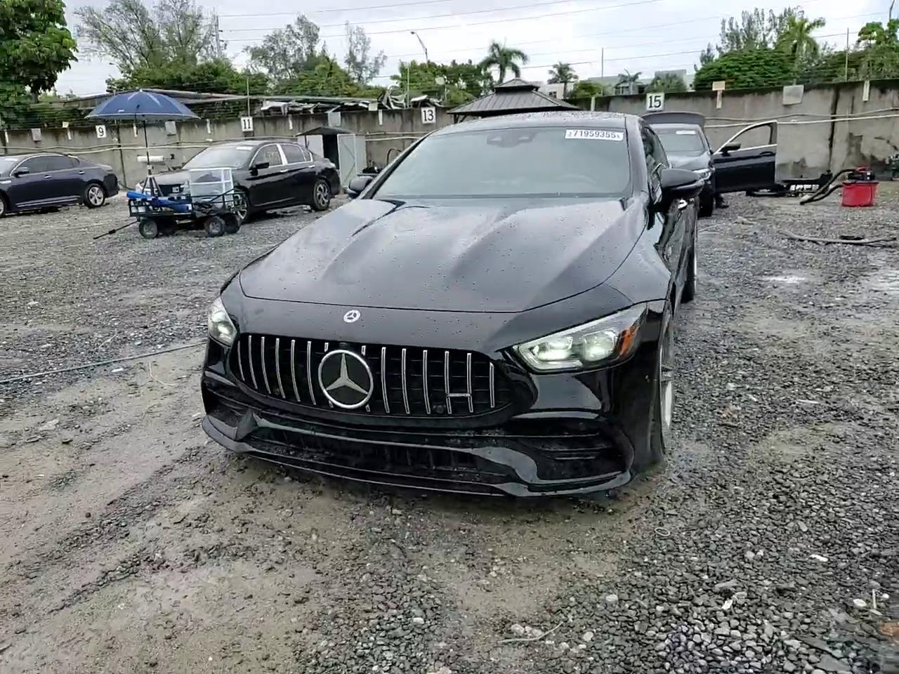 Фото: WDD7X6BB7KA008322