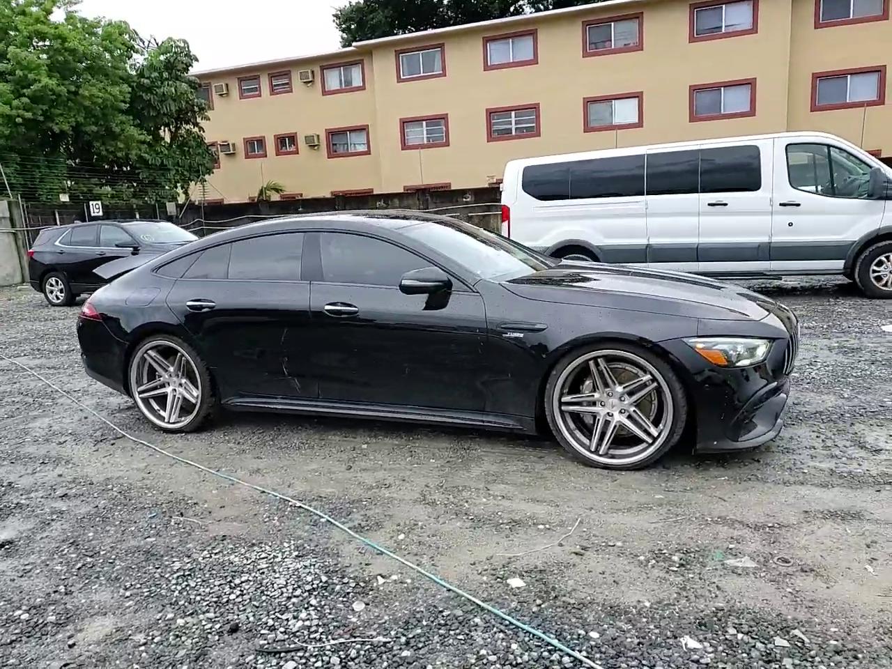 Фото: WDD7X6BB7KA008322