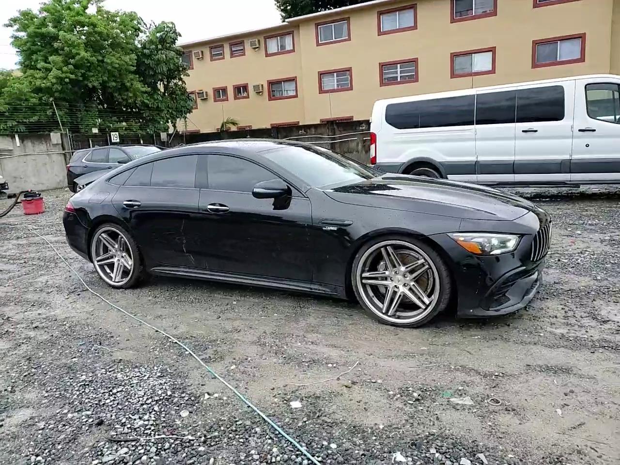 Фото: WDD7X6BB7KA008322