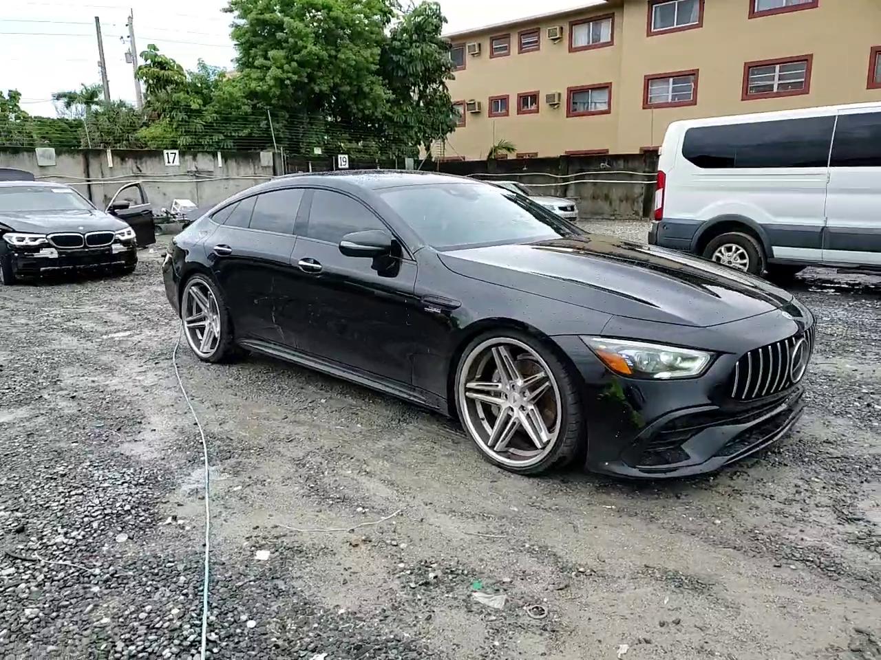 Фото: WDD7X6BB7KA008322