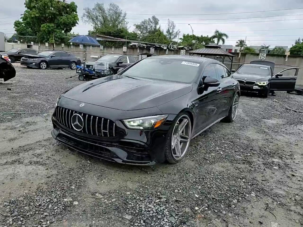 Фото: WDD7X6BB7KA008322