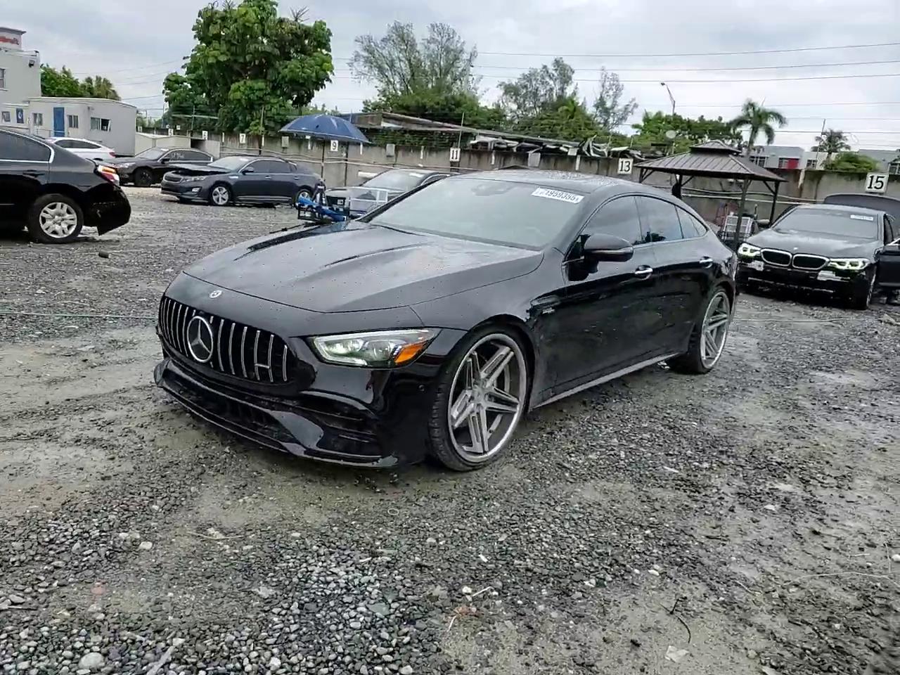 Фото: WDD7X6BB7KA008322