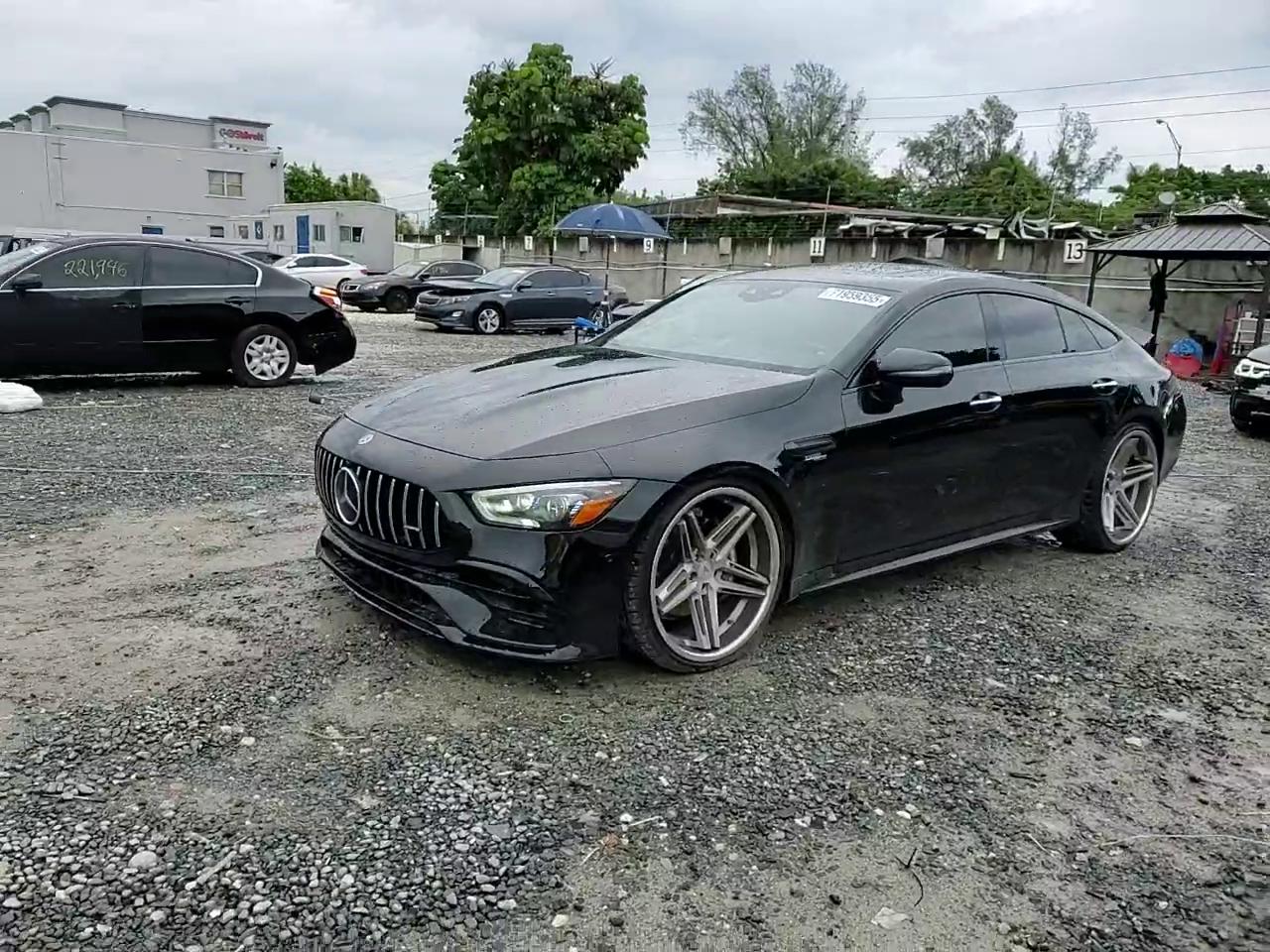 Фото: WDD7X6BB7KA008322