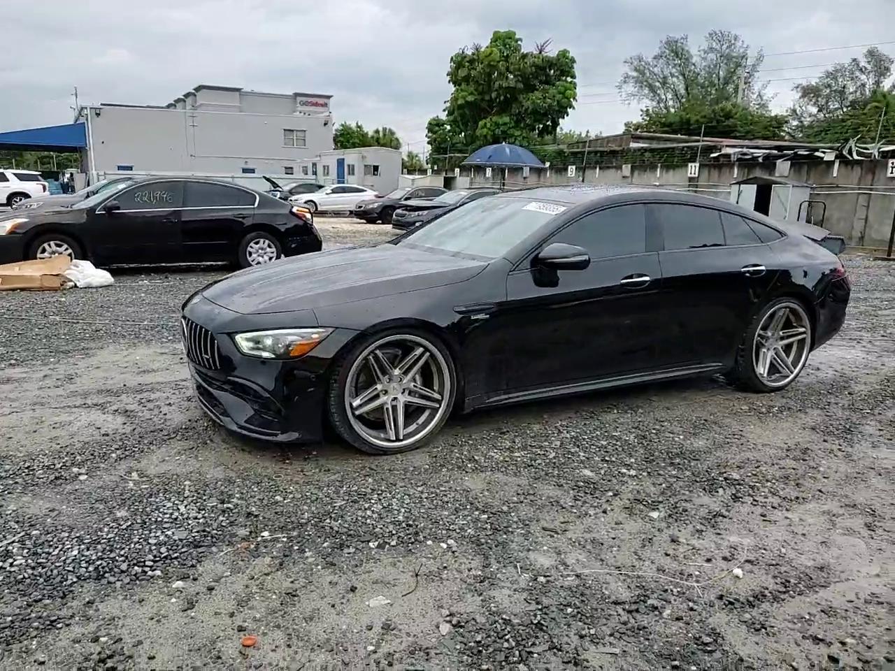 Фото: WDD7X6BB7KA008322