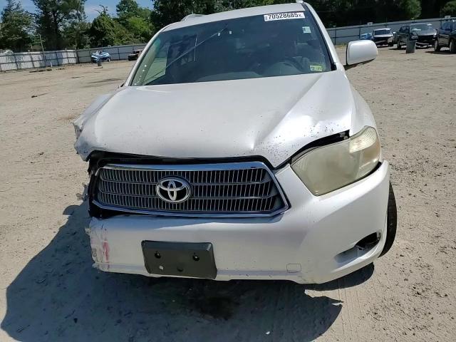 2019 Toyota Highlander Hybrid VIN: JTEEW41A382012156 Lot: 70528685