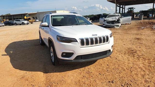2019 Jeep Cherokee Latitude VIN: 1C4PJLCB1KD358620 Lot: 70527635