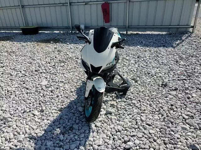 2024 Yamaha Yzfr3 A VIN: MH3RH18YXRK015673 Lot: 80823335