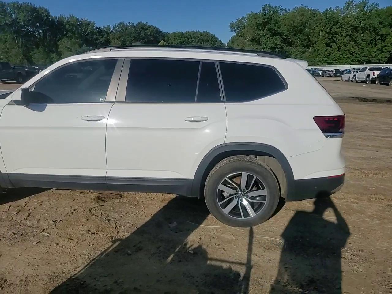 Фото: 1V2DP2CA2PC546075