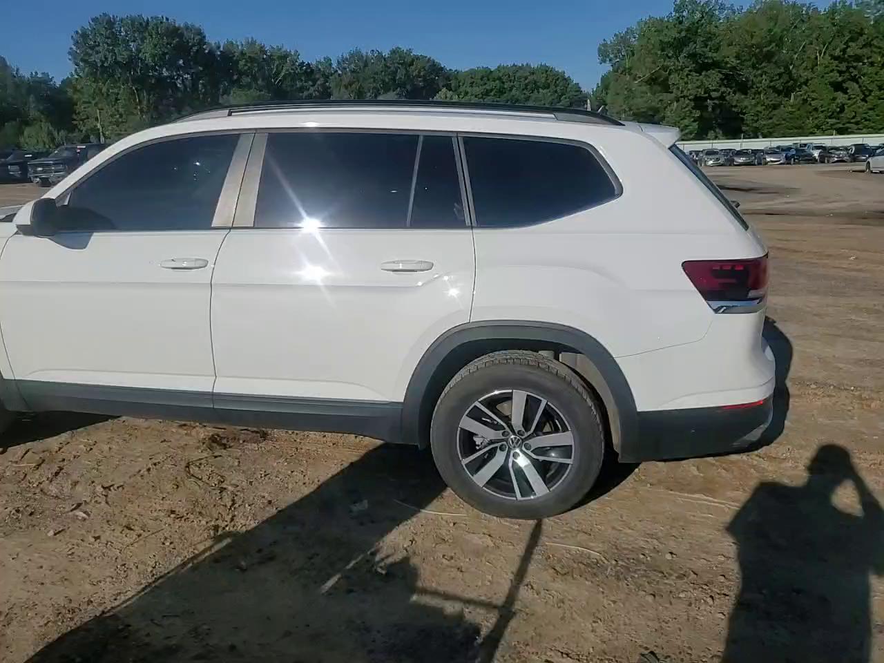 Фото: 1V2DP2CA2PC546075