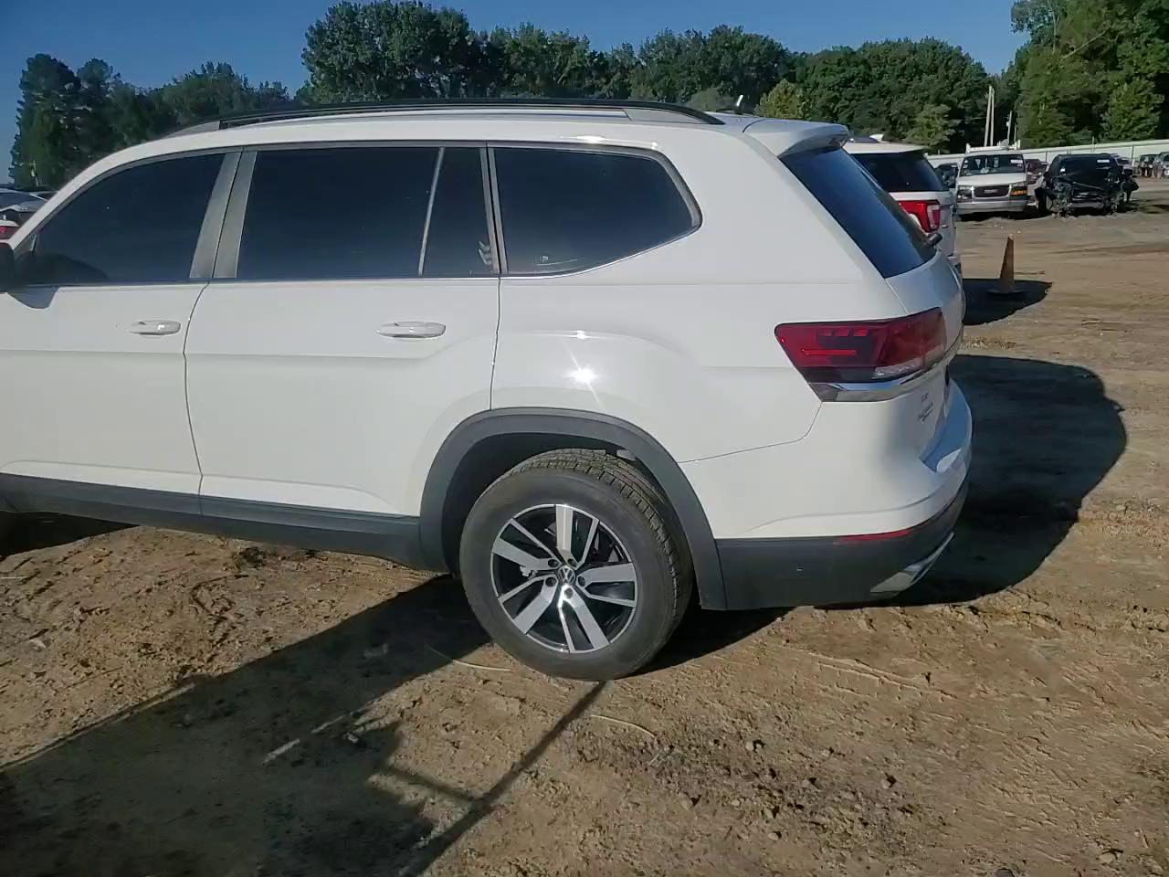 Фото: 1V2DP2CA2PC546075