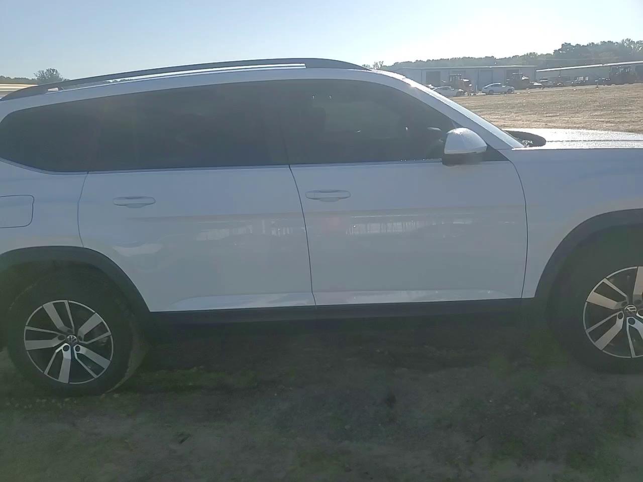 Фото: 1V2DP2CA2PC546075