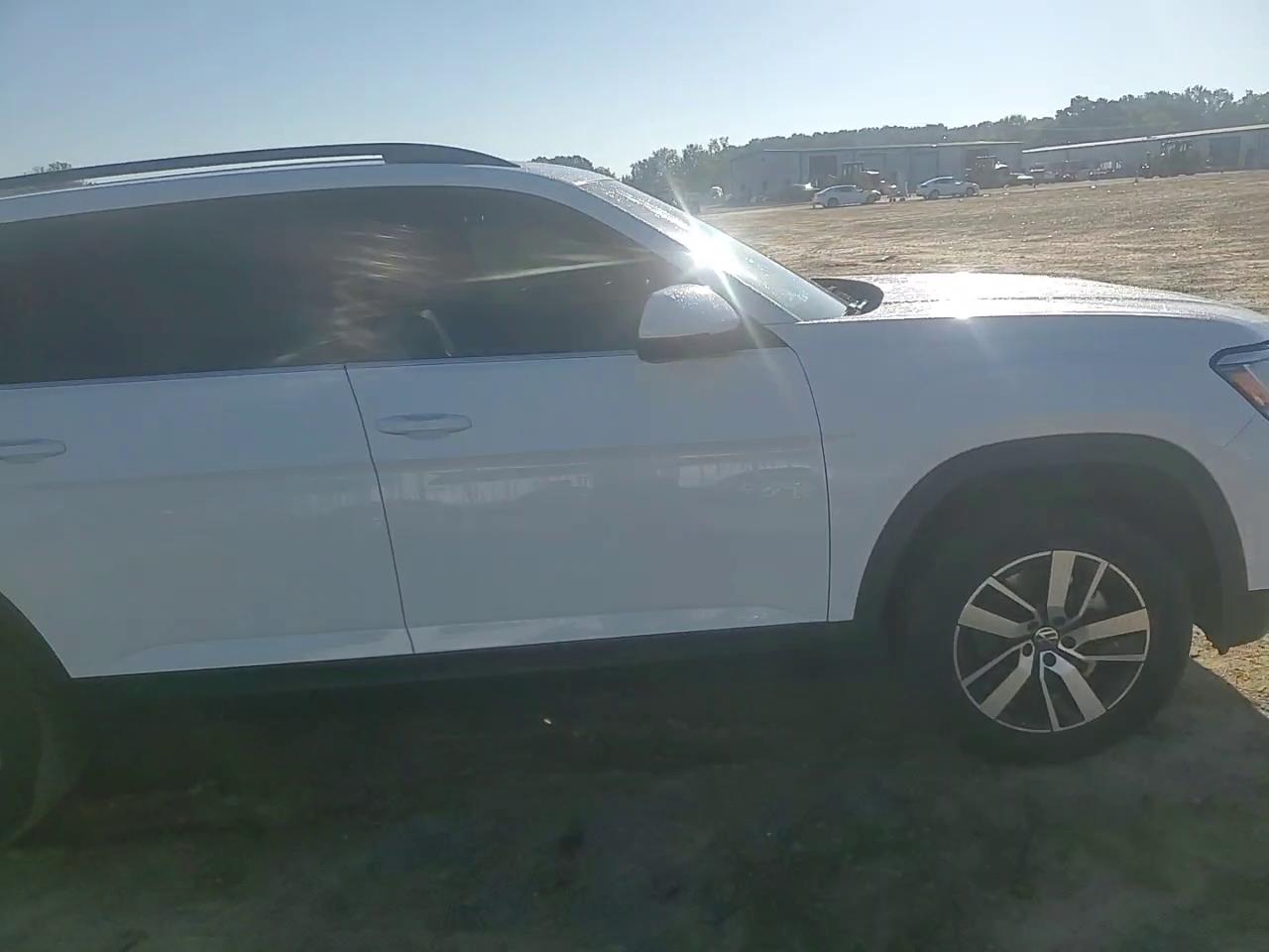 Фото: 1V2DP2CA2PC546075