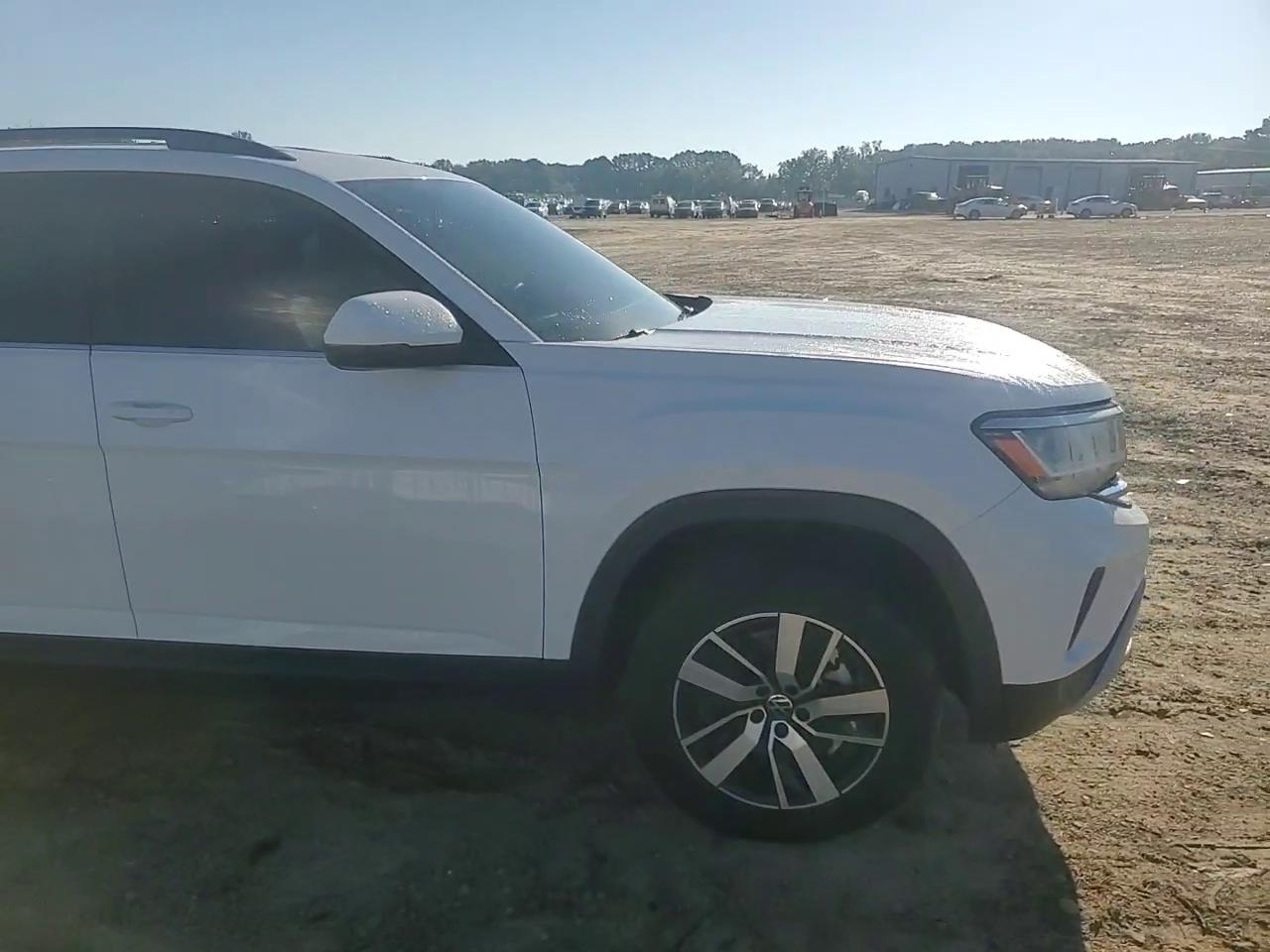 Фото: 1V2DP2CA2PC546075