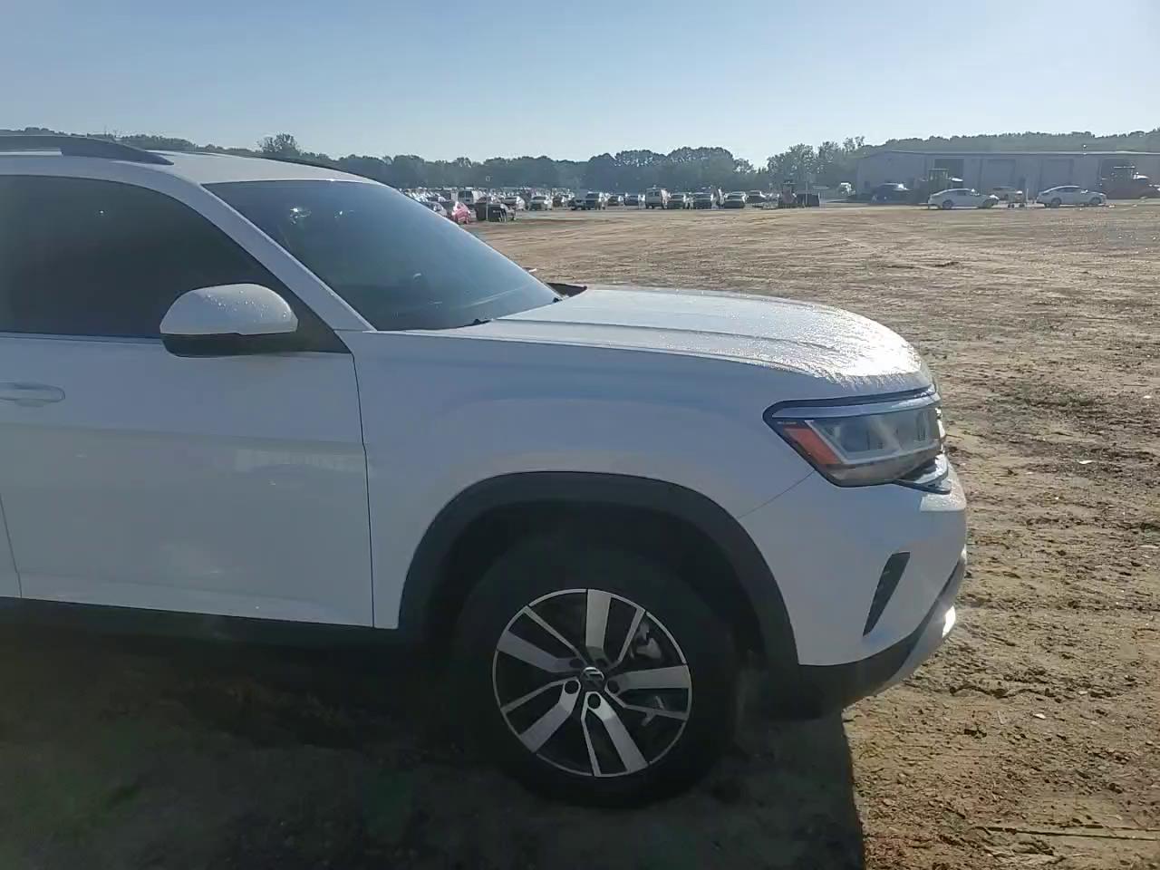 Фото: 1V2DP2CA2PC546075