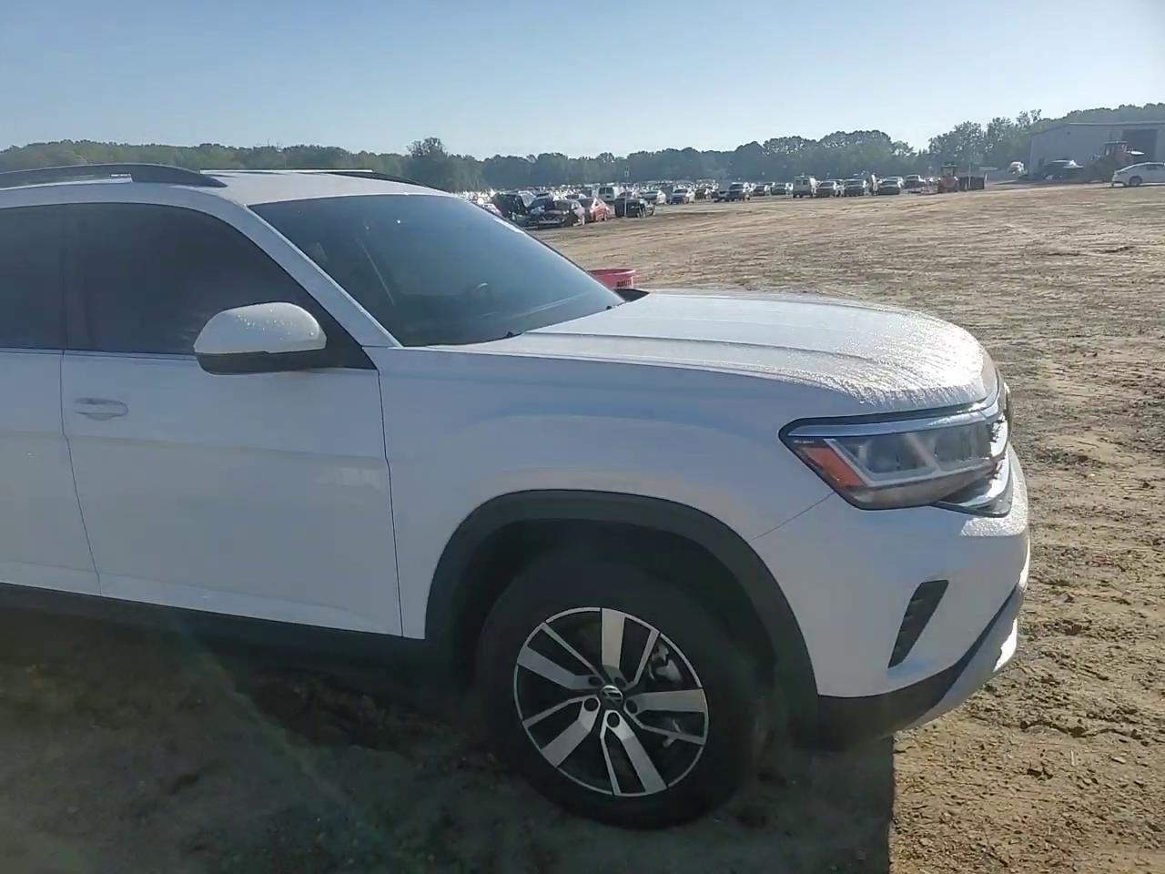 Фото: 1V2DP2CA2PC546075