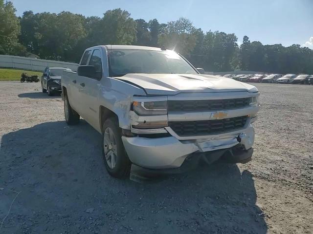 2018 Chevrolet Silverado C1500 Custom VIN: 1GCRCPEC4JZ231653 Lot: 80789735