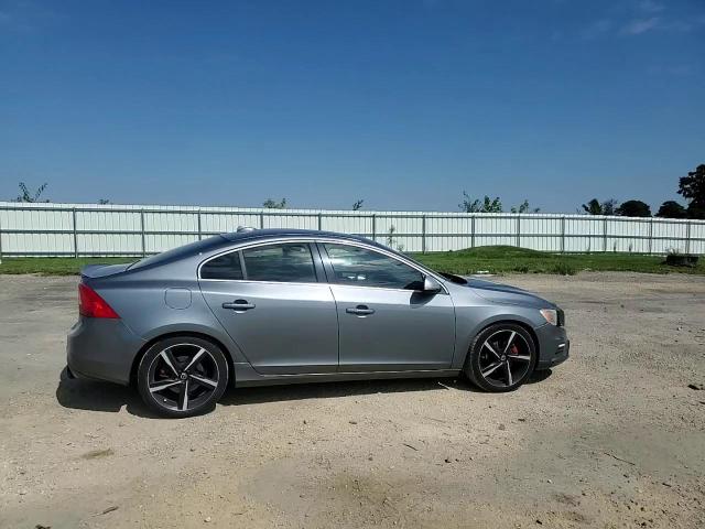 2016 Volvo S60 R Design VIN: YV126MFP3G2397375 Lot: 81225405