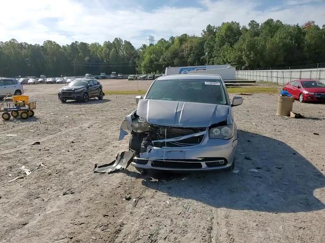 2014 Chrysler Town & Country S VIN: 2C4RC1HG5ER188436 Lot: 71303425